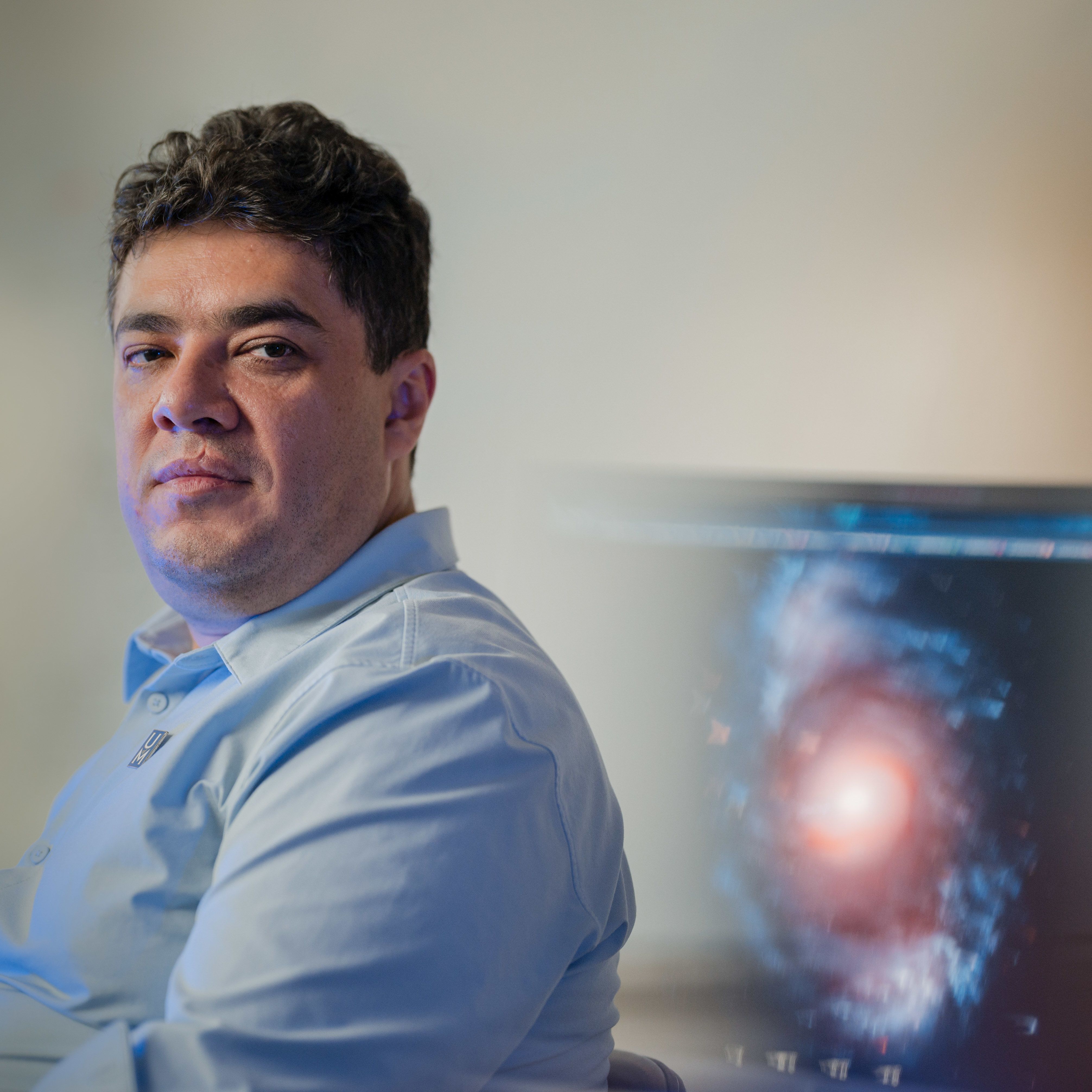 Research in a Minute focuses on the regions around supermassive black holes in order to observe how they are fueled and influence their host galaxies.
